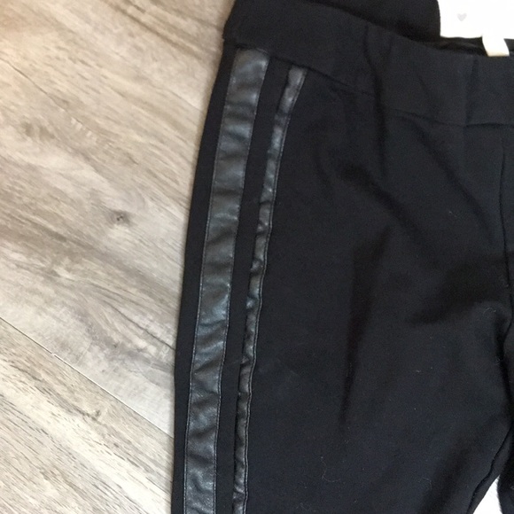 I ❤️ Tyler Madison leggings - Picture 3 of 5